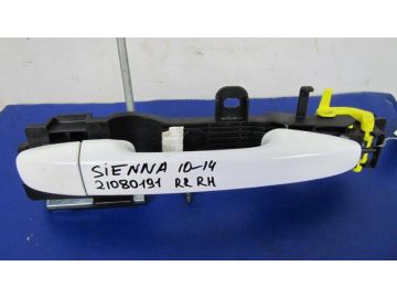 Ручка двери наружная задн. прав. TOYOTA SIENNA 11-16