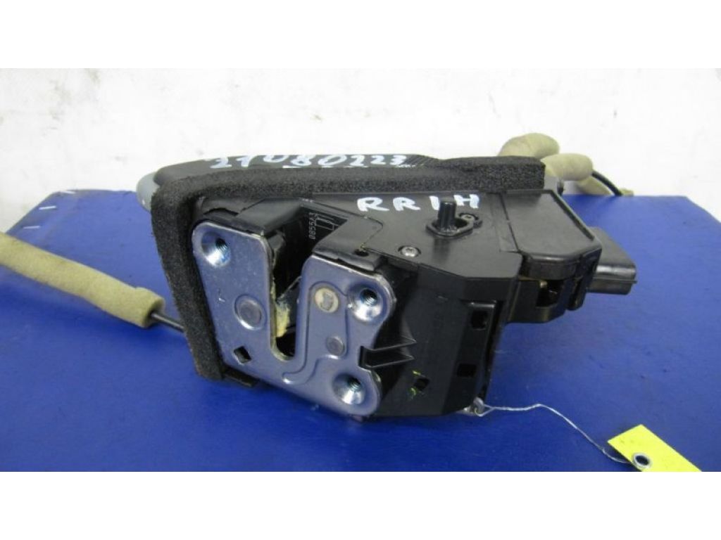 82501-4BA0B | Замок двері задн. лів. NISSAN X-TRAIL/ROGUE T32 13-20