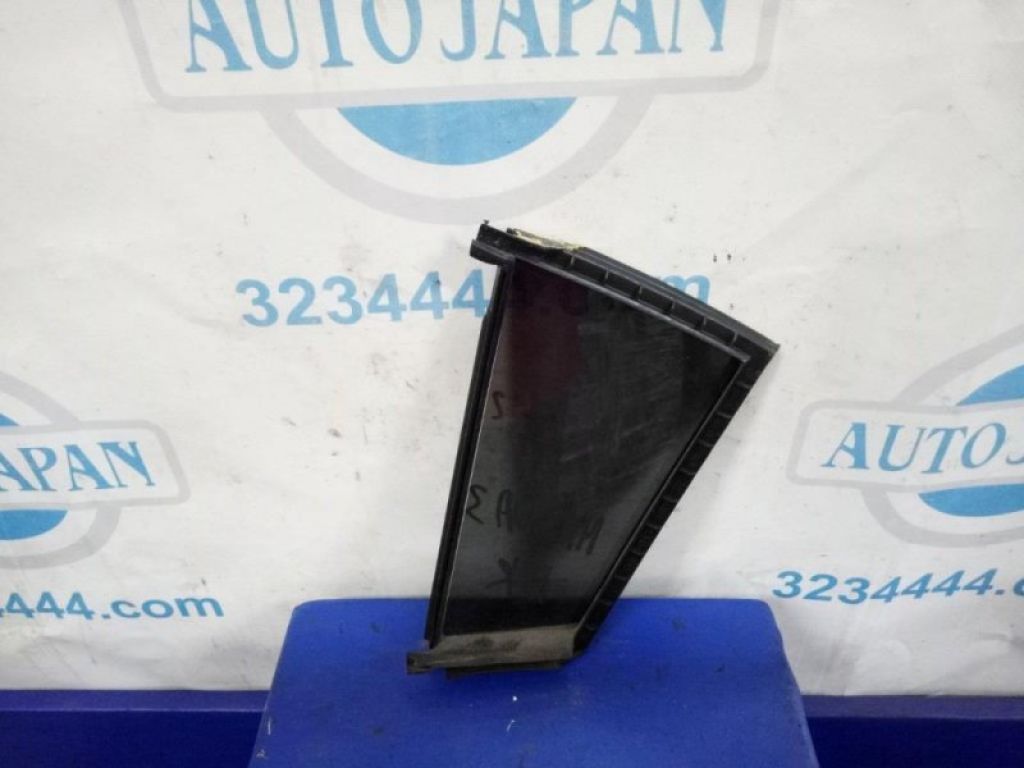 BN8V-72-661A | Скло дверей глухе задн. прав. MAZDA 3 BK 03-08 - Фото 2