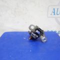 E112-73-210A | Петля двері верхня задн. лів. MAZDA 3 BK 03-08