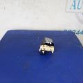 MR587946 | Кнопка стеклоподъемника MITSUBISHI OUTLANDER XL 05-13