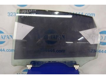 Скло дверей задн. лів. INFINITI M35/M45 04-10