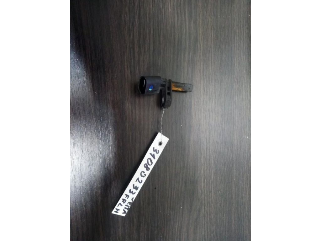 WHT 003 857 | Датчик ABS передн. лів. VOLKSWAGEN JETTA USA 10-17