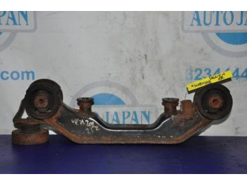 Кронштейн редуктора TOYOTA VENZA 09-16