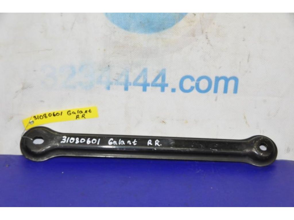 MR589224 | Крепление балки подвески задн. MITSUBISHI GALANT 03-12