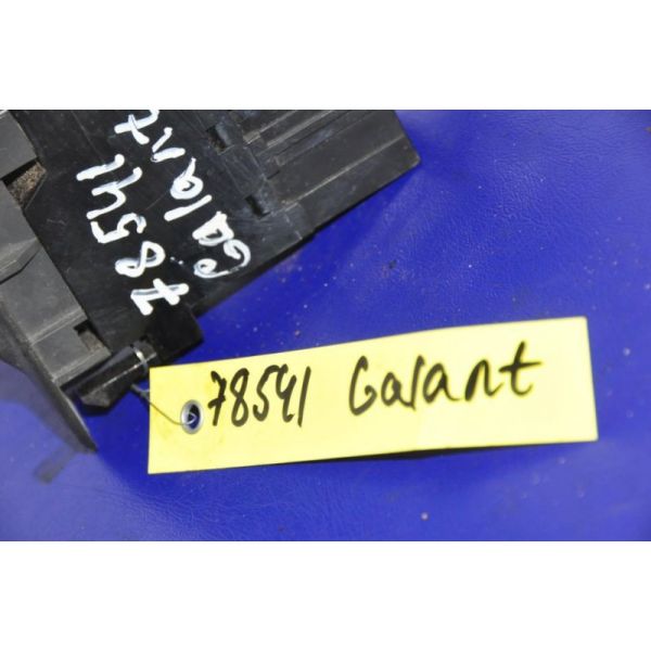 Кнопка склопідіймача MITSUBISHI GALANT 97-03 MR225476 — 2