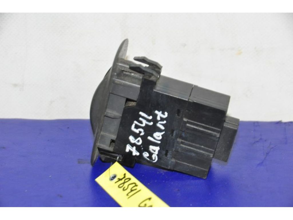 MR225476 | Кнопка склопідіймача MITSUBISHI GALANT 97-03 - Фото 3