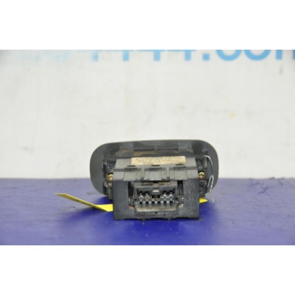 Кнопка склопідіймача MITSUBISHI GALANT 97-03 MR225476 — 4
