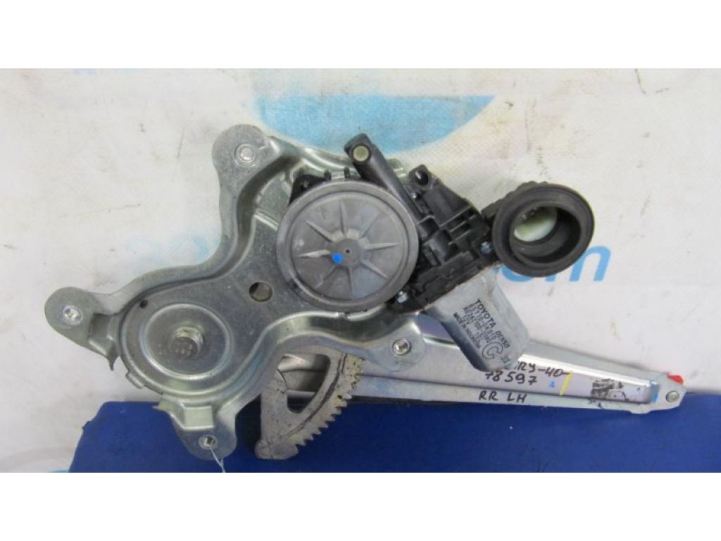 69804-33050 | Стеклоподъемник задн. лев. TOYOTA CAMRY 40 06-11