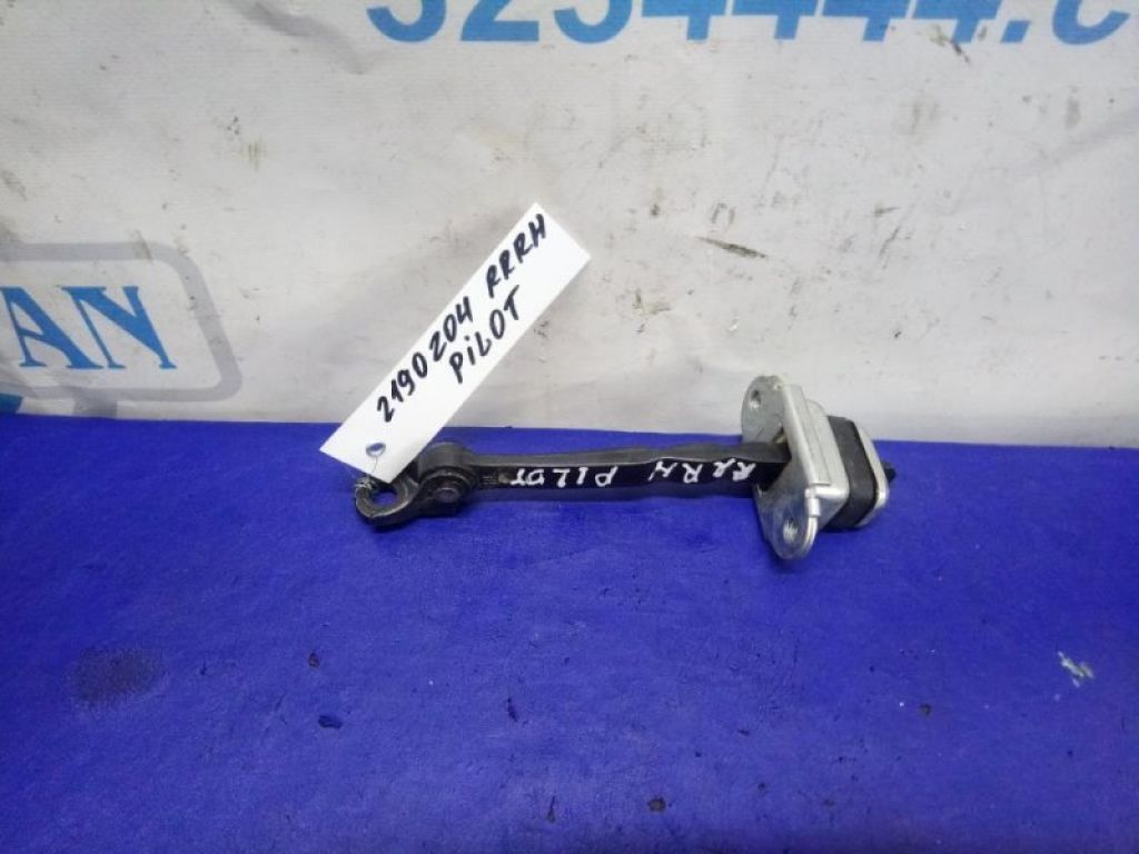 72840-SZA-A01 | Ограничитель двери задн. прав. HONDA PILOT 08-15