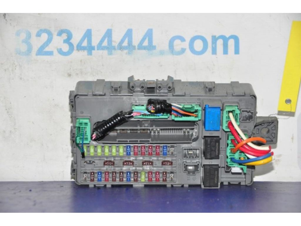 38200-TL2-A11 | Блок предохранителей салон ACURA TSX 08-14