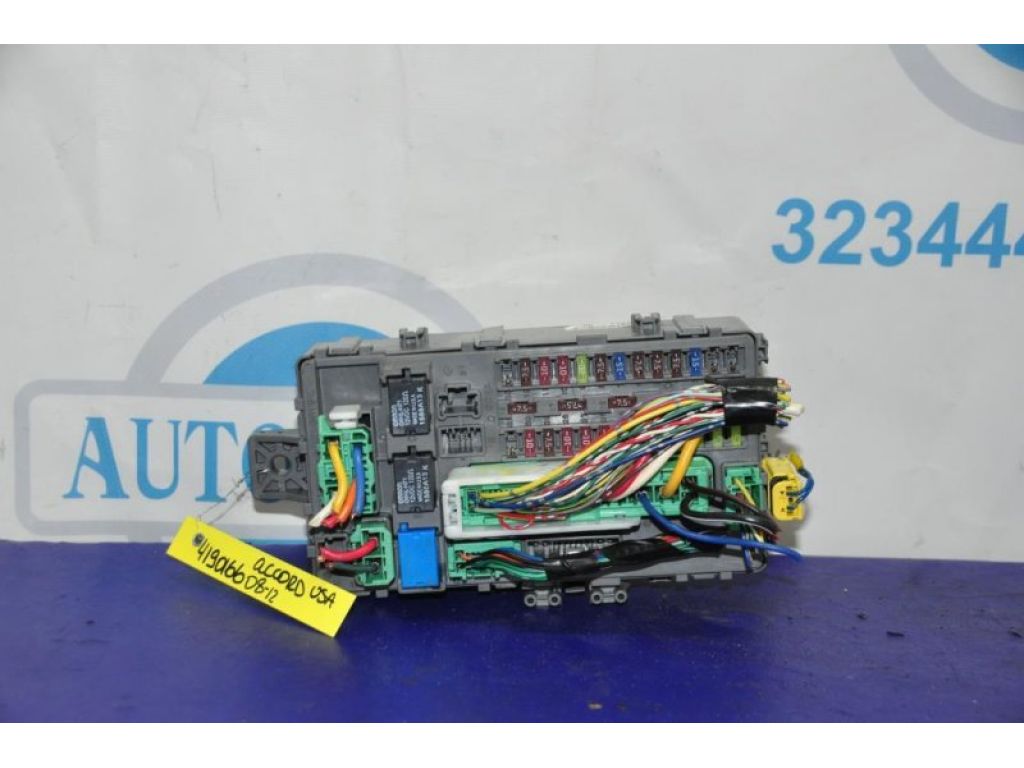 38200-TA0-A51 | Блок предохранителей салон HONDA ACCORD USA 07-12