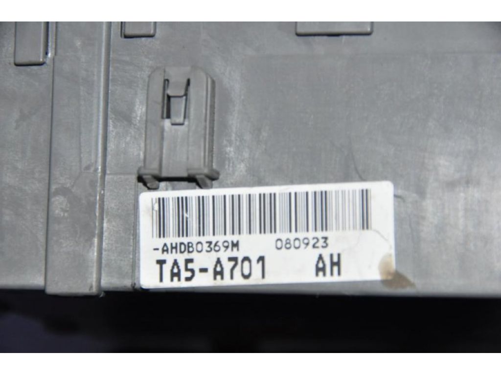 38200-TA0-A51 | Блок предохранителей салон HONDA ACCORD USA 07-12 - Фото 4