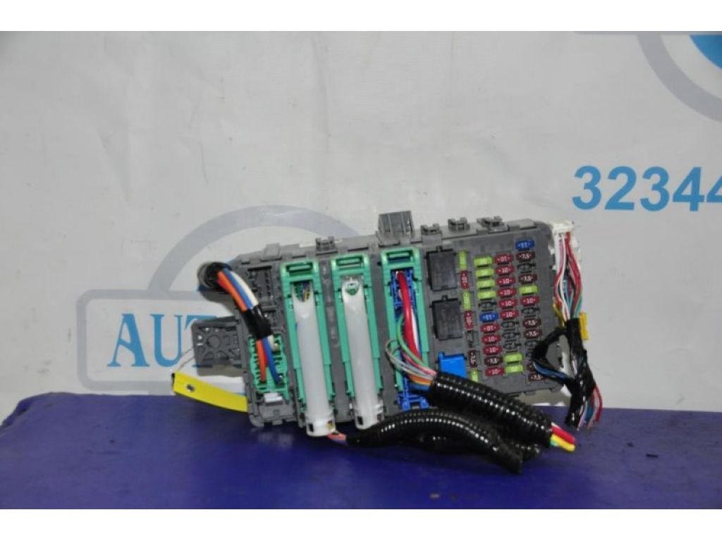 38200-T2A-A51 | Блок предохранителей салон HONDA ACCORD CR 13-18