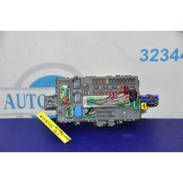 Блок запобіжників салон HONDA ACCORD COUPE 07-12 38200-TE0-A11