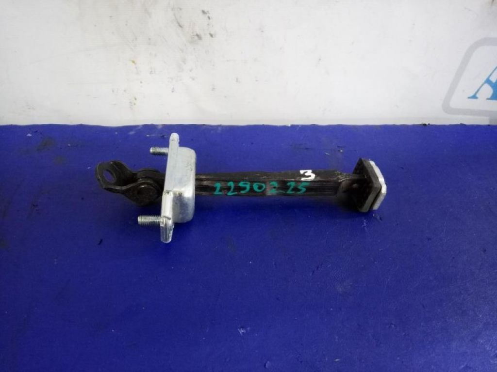 79480-2T000 | Обмежувач дверей задн. лів. KIA OPTIMA TF 11-16