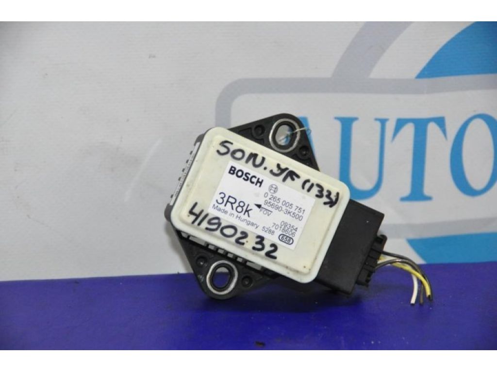 95690-3K500 | Датчик ESP HYUNDAI SONATA YF 10-14