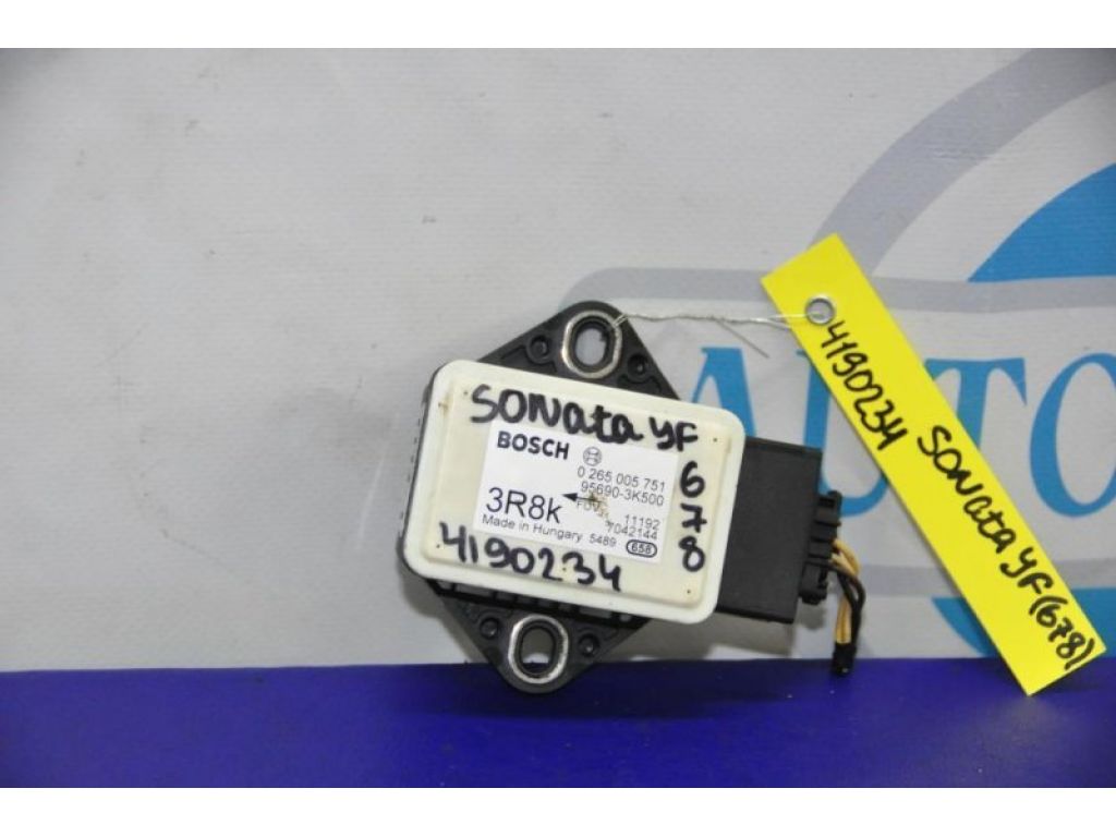 95690-3K500 | Датчик ESP HYUNDAI SONATA YF 10-14