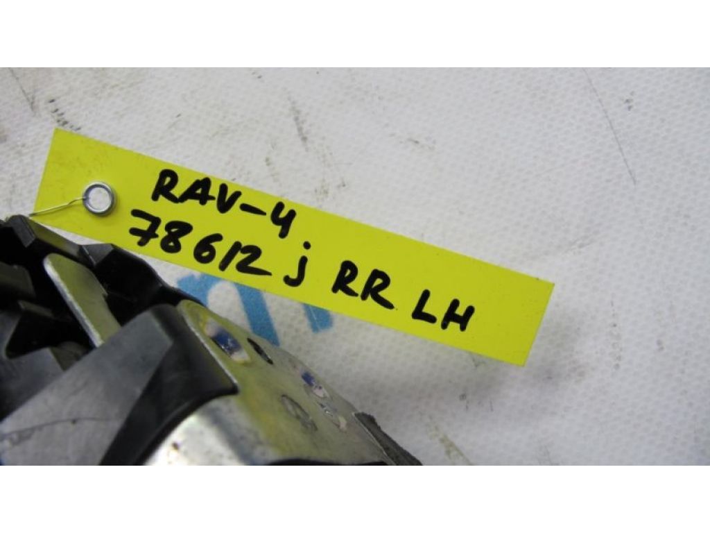 69060-42021 | Замок двери задн. лев. TOYOTA RAV4 05-12 - Фото 2