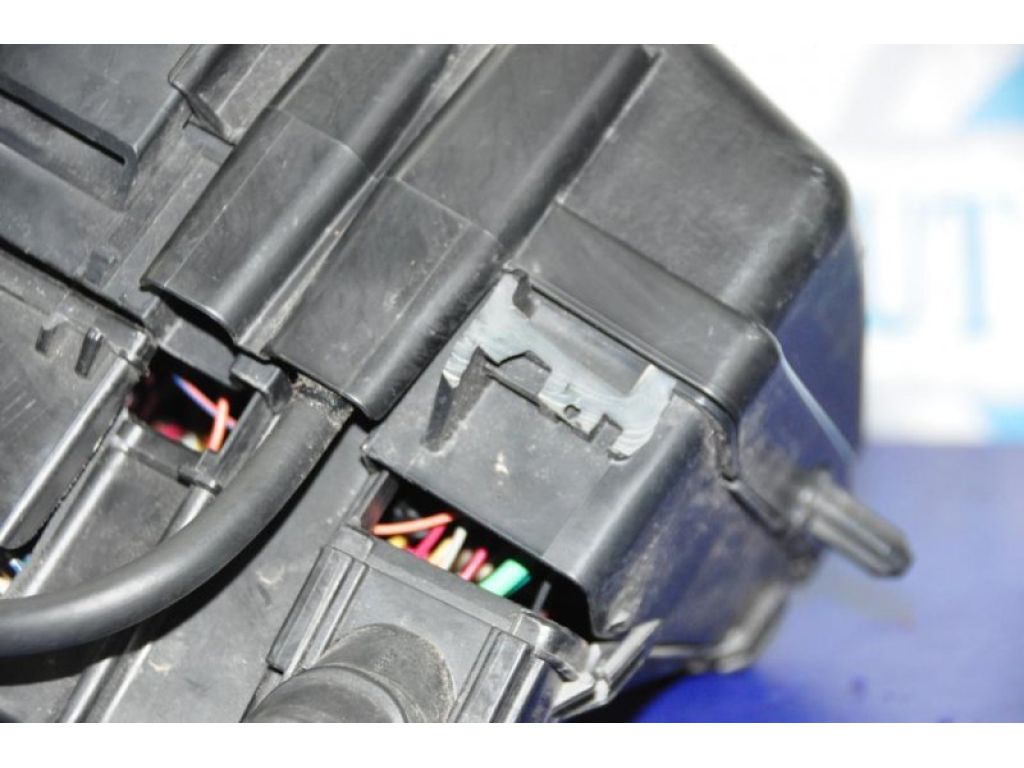 91200-3Q171 | Блок запобіжників моторний відсік HYUNDAI SONATA YF 10-14 - Фото 7