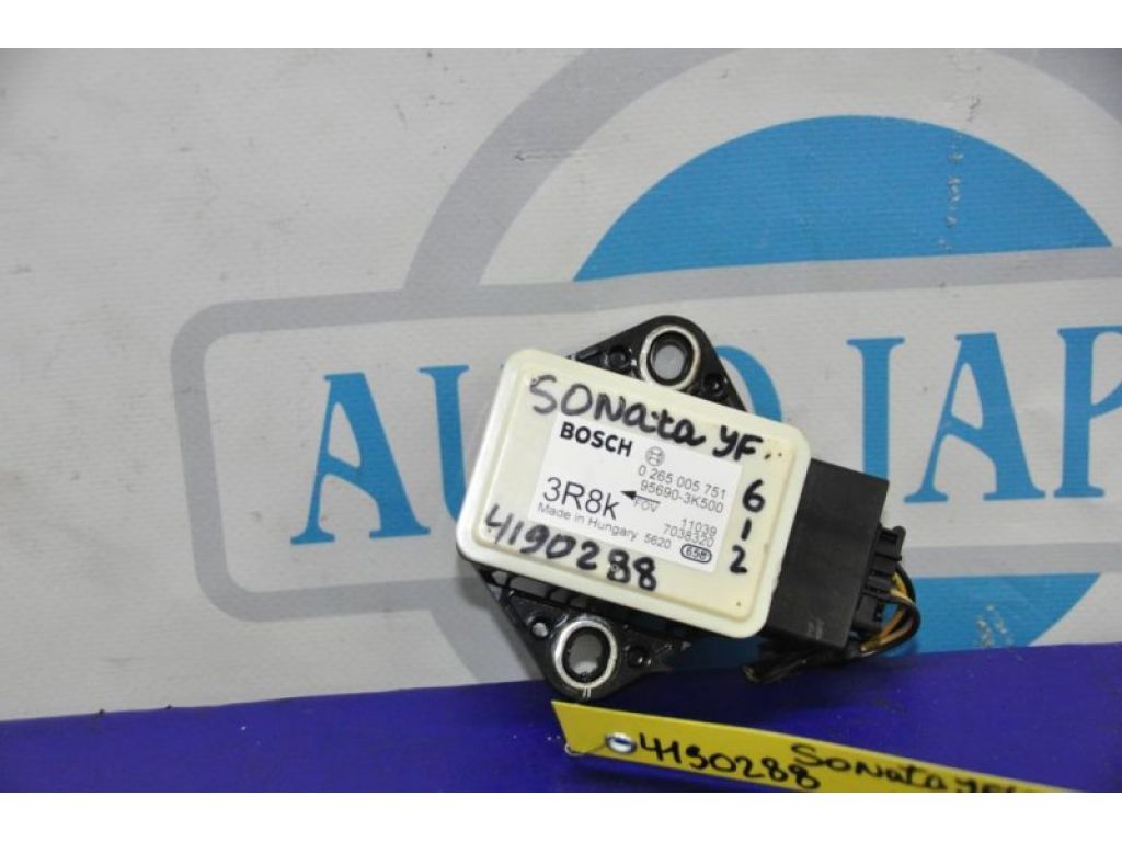 95690-3K500 | Датчик ESP HYUNDAI SONATA YF 10-14