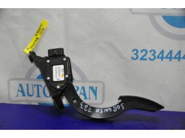 Педаль газу KIA SORENTO XM 09-14