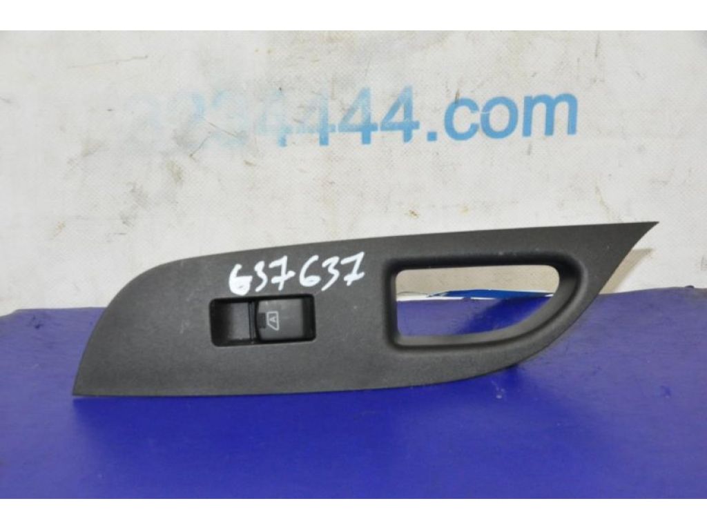 25431-JK40D | Кнопка склопідіймача задн. лів. INFINITI G25/G35/G37/Q40 06-14
