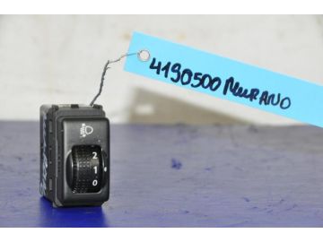 Кнопка NISSAN MURANO Z50 02-07