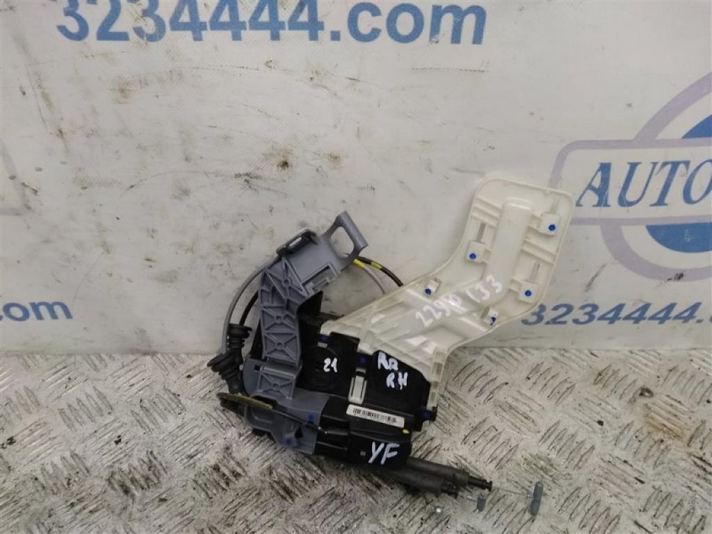 81420-3S000 | Замок двери задн. прав. HYUNDAI SONATA YF 10-14