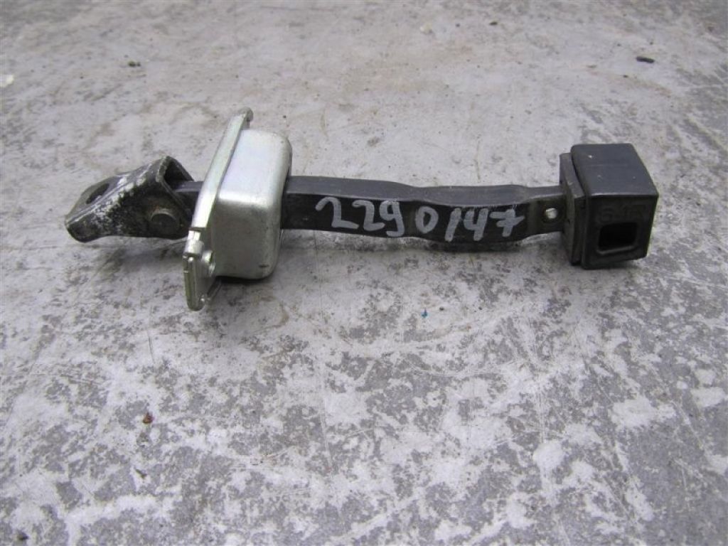 5732A066 | Ограничитель двери задн. прав. MITSUBISHI LANCER X 10 07-15