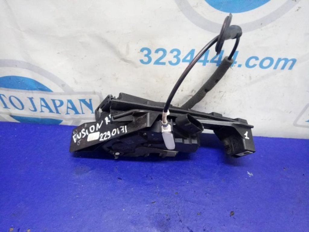 BE8Z-5426413-B | Замок двері задн. лів. FORD FUSION 14-