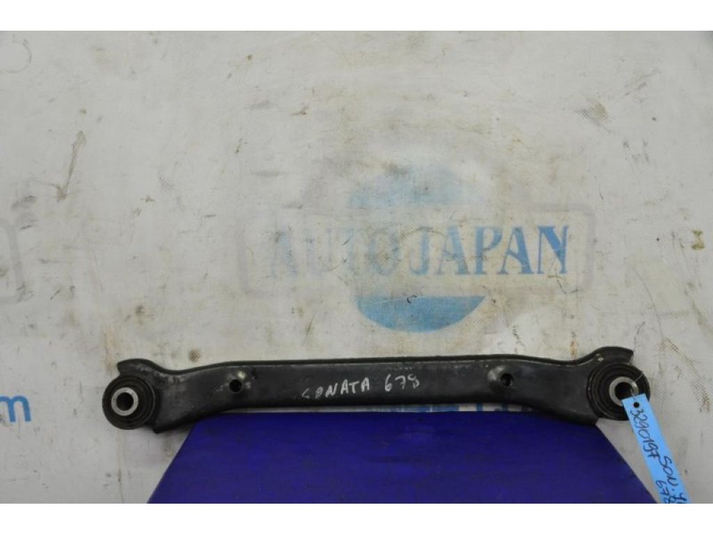 55100-3Q000 | Рычаг задней подвески поперечный верхний прав. HYUNDAI SONATA YF 10-14