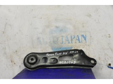 Крепление балки подвески передн. лев. HONDA PILOT 08-15