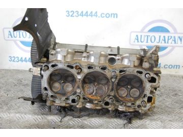 Головка блоку циліндрів прав. KIA SORENTO BL 02-09
