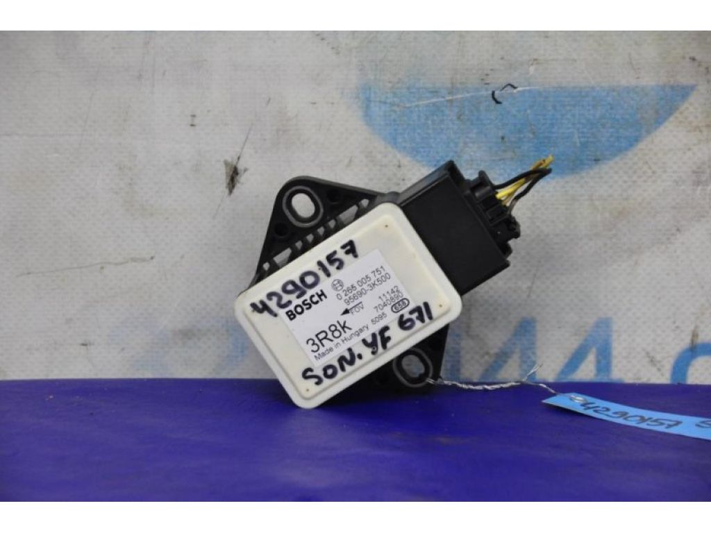 95690-3K500 | Датчик ESP HYUNDAI SONATA YF 10-14