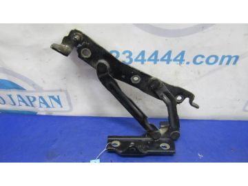 Петля крышки багажника прав. MITSUBISHI GALANT 03-12