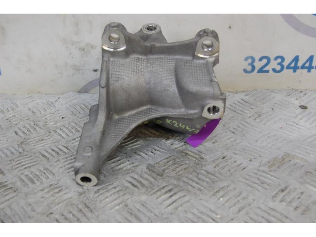 50610-T2F-A01 | Кронштейн двигателя задн. лев. HONDA ACCORD CR 13-18