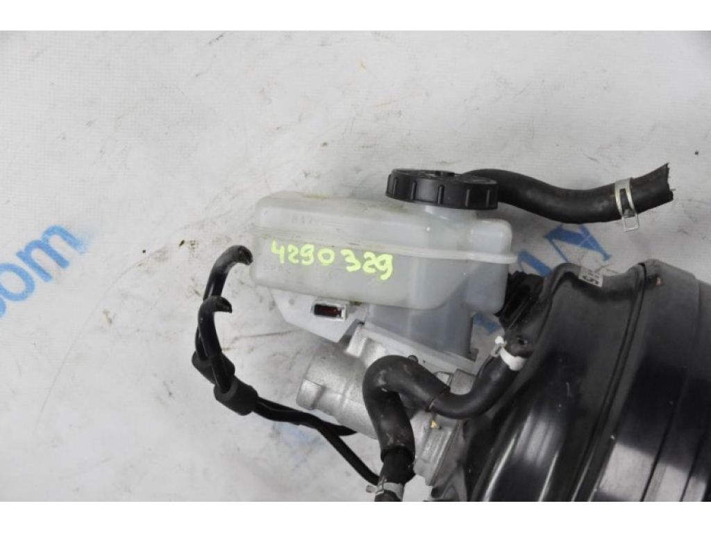 D6010-JK02D | Главный тормозной цилиндр INFINITI G25/G35/G37/Q40 06-14 - Фото 2