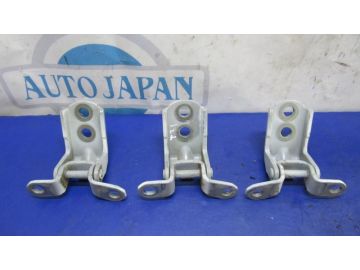 Петля двері NISSAN X-TRAIL T31 07-14