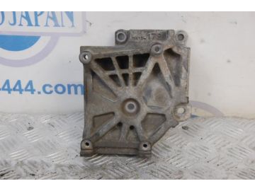 Кронштейн компресора кондиціонера MITSUBISHI GALANT 03-12