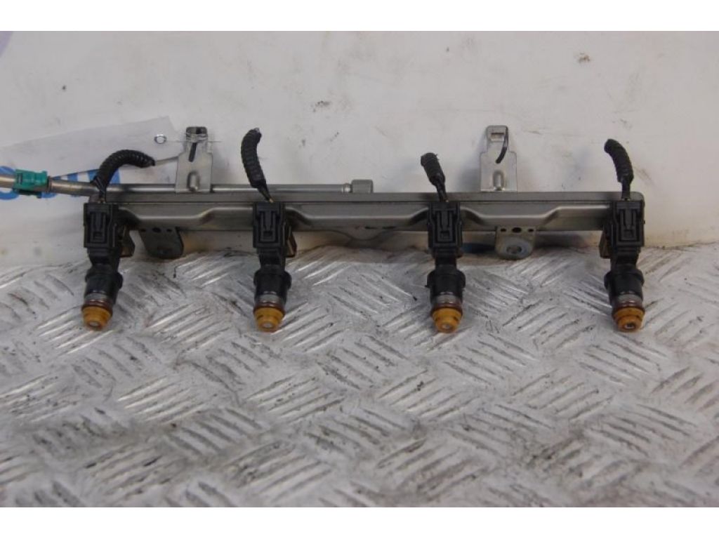 16450-R40-Y01 | Форсунка паливна HONDA ACCORD CU8 / TSX 08-14 - Фото 2