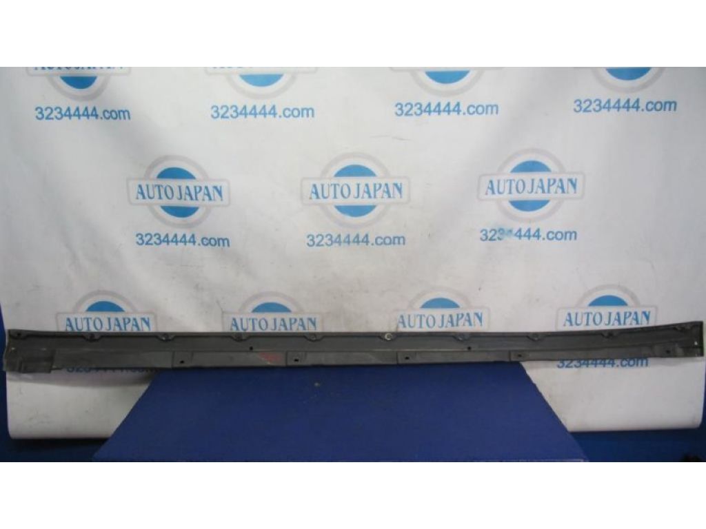 75851-33050 | Накладка порогу зовнішня прав. TOYOTA CAMRY 30 02-06