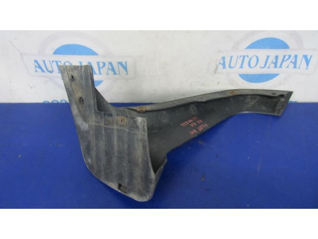 71506-SZA-A00ZA | Бризговик задн. прав. HONDA PILOT 08-15