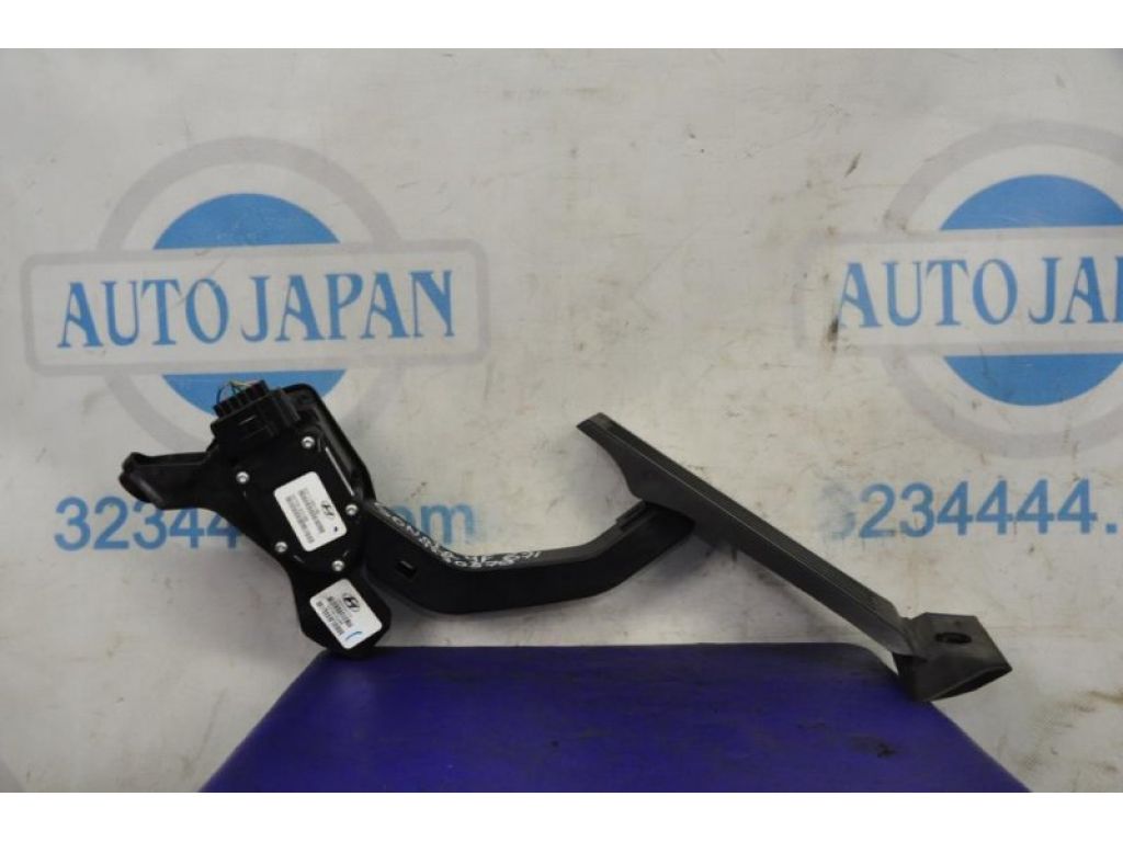 32700-3Q100 | Педаль газа HYUNDAI SONATA YF 10-14