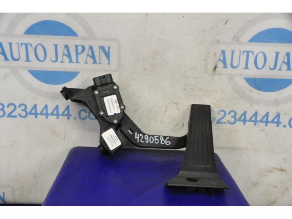 32700-3Q100 | Педаль газу HYUNDAI SONATA YF 10-14