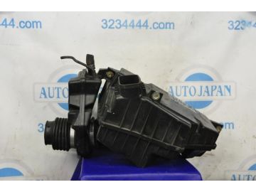Корпус воздушного фильтра NISSAN MAXIMA A33 99-02