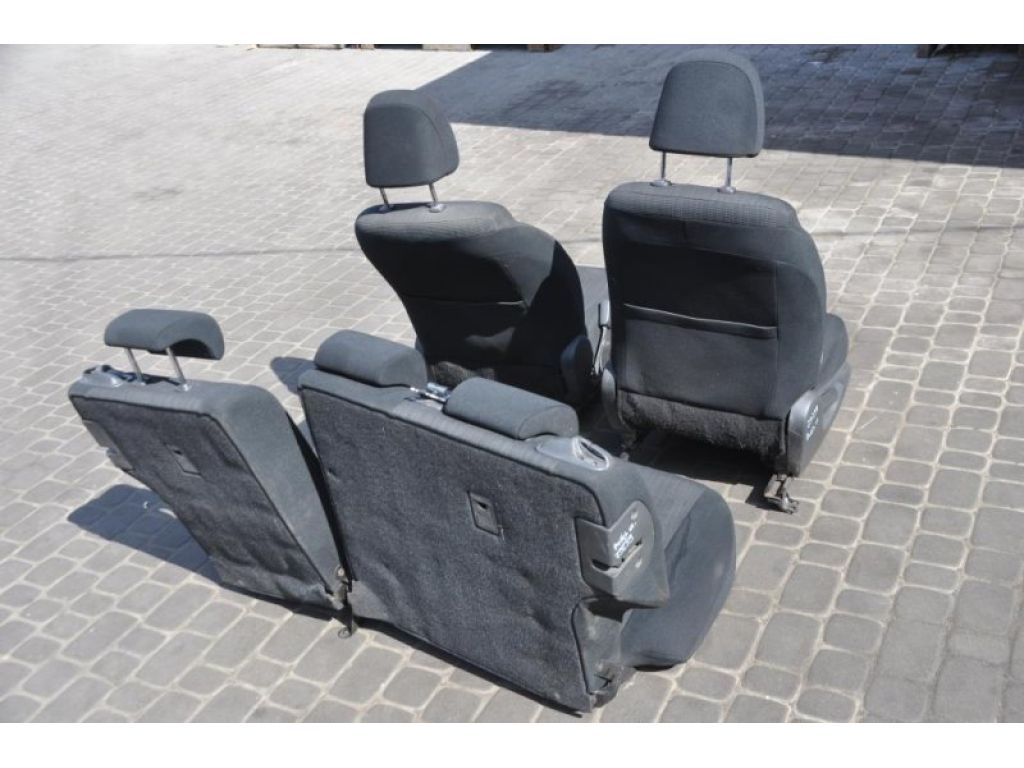 71511-02330 | Сидіння комплект TOYOTA AURIS 06-12 - Фото 4