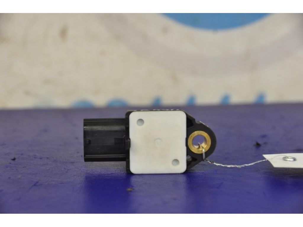 89831-02060 | Датчик удару передн. прав. TOYOTA AURIS 06-12 - Фото 3