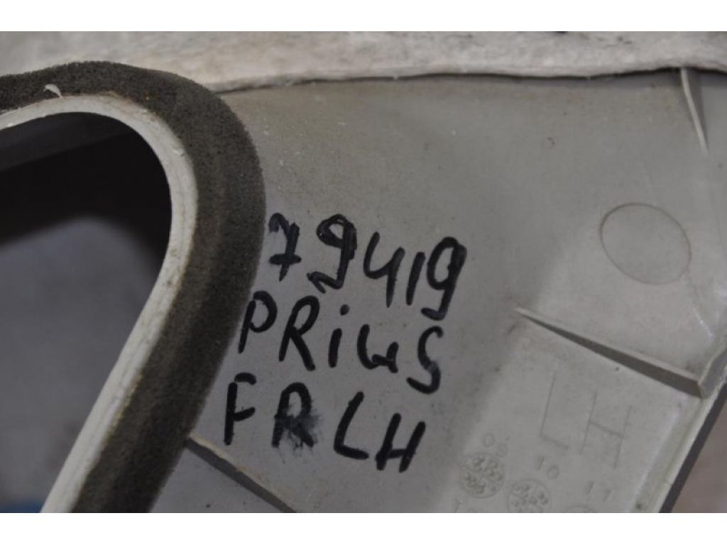 6222047070 | Накладка на стойку кузова TOYOTA PRIUS - 30 09-17 - Фото 2