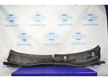 Пластик под лобовое стекло / Жабо MAZDA 3 BM 13-19
